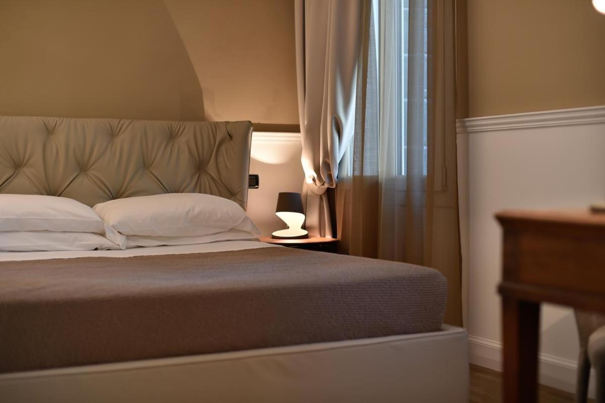 Palazzo Bovio - Boutique Apartments Падуа Екстериор снимка