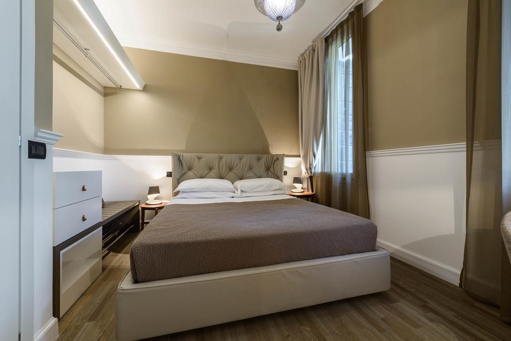 Palazzo Bovio - Boutique Apartments Падуа Екстериор снимка